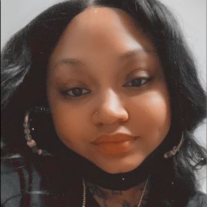 Meet your Posher, Shakeena